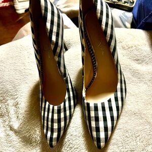 Elegant Checkered Women's Heels
